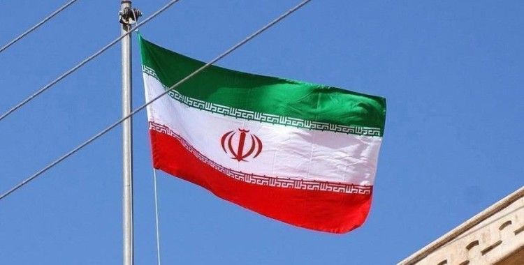 İran ordusu İHA tatbikatına başladı