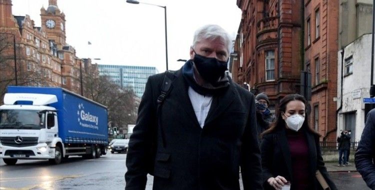 İngiltere'de mahkeme Assange'ın kefaletle serbest bırakılma talebini reddetti