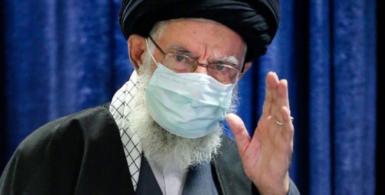 İran dini lideri Hamaney, ABD ve İngiltere'den koronavirüs aşısı alımını yasakladı