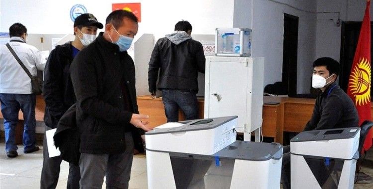Kırgızistan halkı, yeni cumhurbaşkanını seçmek için 10 Ocak'ta sandık başına gidiyor