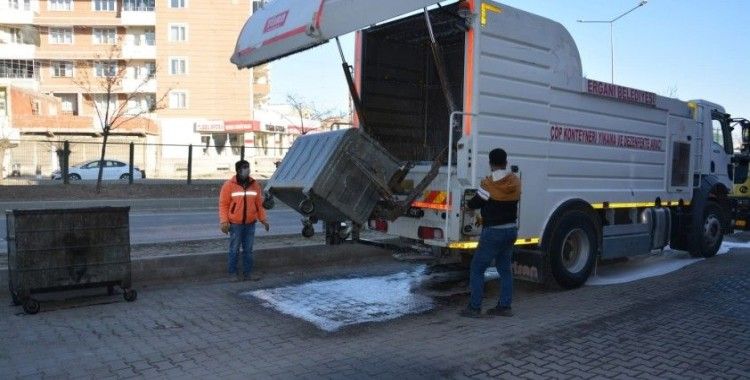 Ergani'de temizlik çalışmaları devam ediyor