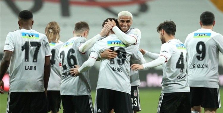 Beşiktaş, şampiyon olduğu 2015-2016 sezonundaki gol performansını tekrarladı