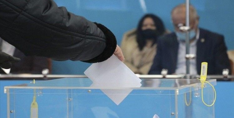Kazakistan'daki parlamento seçiminde oy kullanma işlemi sona erdi