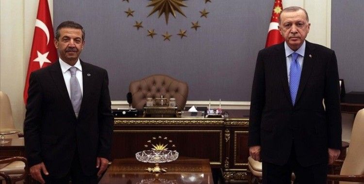 Cumhurbaşkanı Erdoğan, KKTC Dışişleri Bakanı Ertuğruloğlu'nu kabul etti