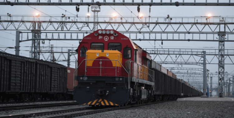 Çin'den Avrupa'ya tren seferlerinde rekor: 1.4 milyon konteyner taşındı