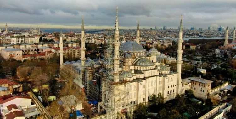 Yeni Camii ve Sultanahmet’in restorasyonu 2022 yılında tamamlanacak