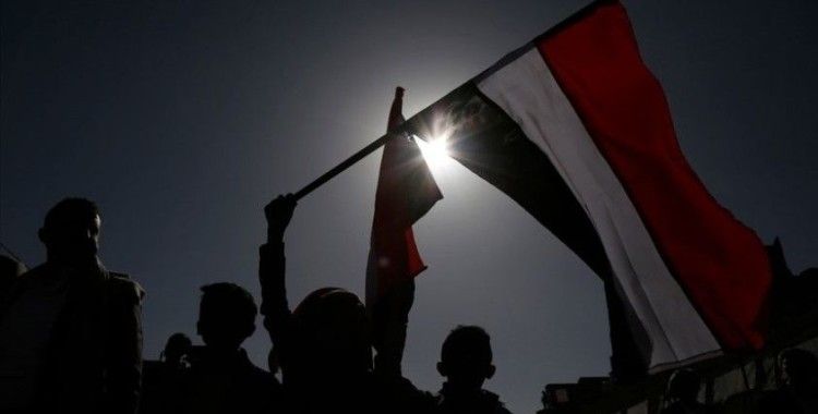 Yemen hükümeti: Halk ABD'nin Husileri 'terör örgütü' ilan etme kararını destekliyor