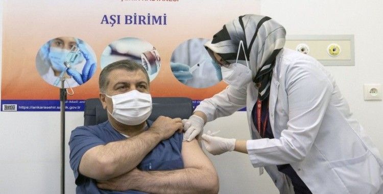 Koronavirüs aşı kampanyası: Sağlık Bakanı Koca'dan HDP Eş Genel Başkanı Sancar'a teşekkür