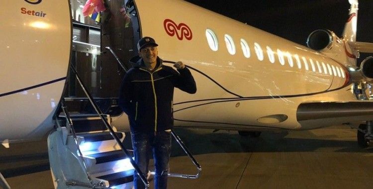 Fenerbahçe, Mesut Özil transferinde mutlu sona ulaştı