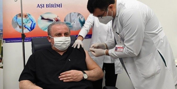 TBMM Başkanı Şentop Kovid-19 aşısı yaptırdı
