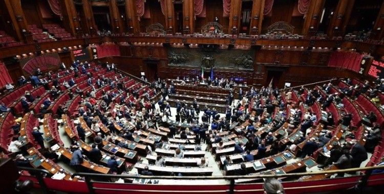 İtalya'da 3.Conte dönemi: Hükümet Senato'dan da güvenoyu aldı