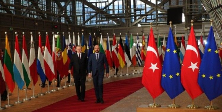 Türkiye-AB ilişkilerinde normalleşme kapısı aralanabilir mi?