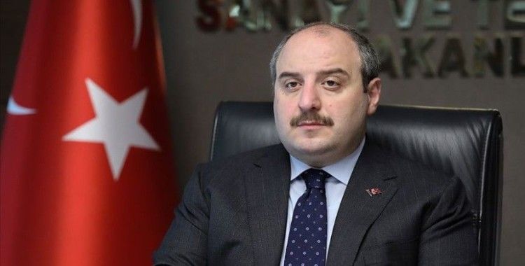 Bakan Varank: Salgın sürecinde Türkiye kendi kendine yetebilmenin en güzel örneklerini verdi