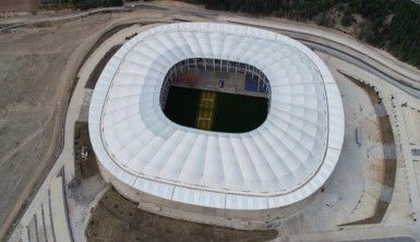 Yeni Adana Stadyumu'nun derbiyle açılması bekleniyor