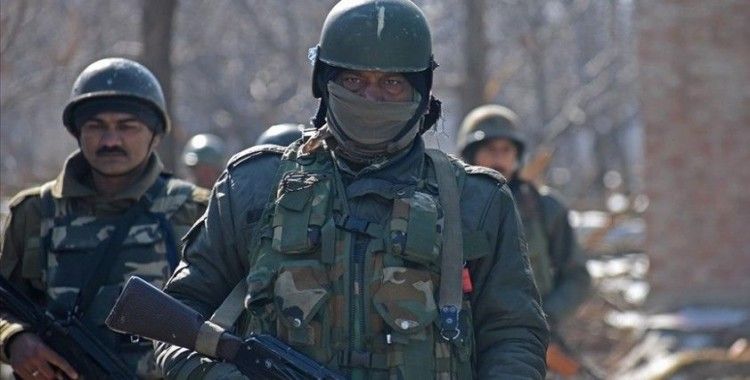 Cammu Keşmir’deki çatışmalarda 3 polis ve 3 isyancı hayatını kaybetti