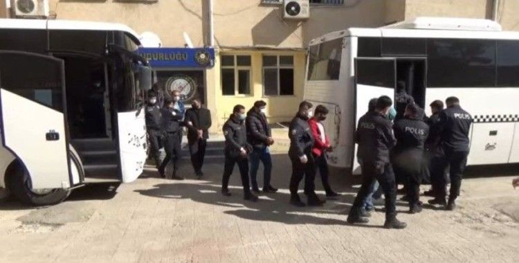 Şanlıurfa merkezli terör operasyonunda 13 tutuklama