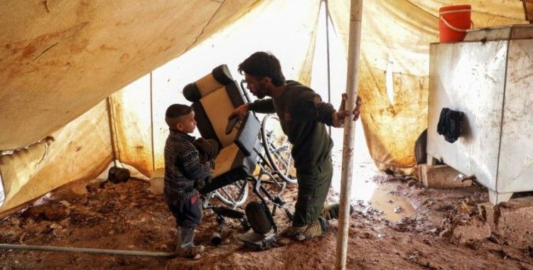 Suriye son 10 yılın en büyük açlık tehlikesi ile karşı karşıya