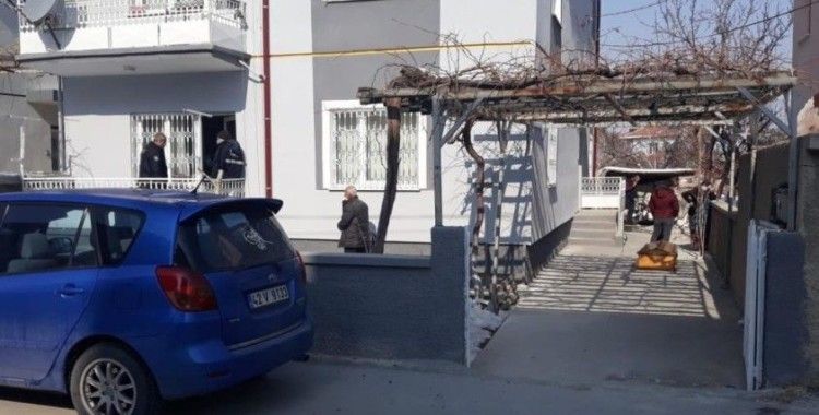Konya'da 69 yaşındaki adam evinde ölü bulundu