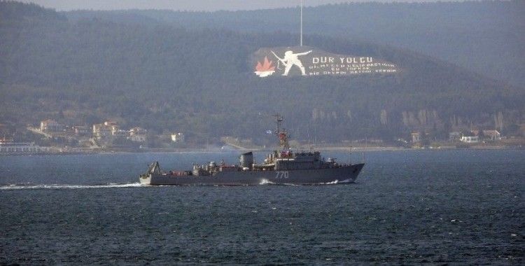 Rus savaş gemisi 'Valentin Pikul' Çanakkale Boğazı’ndan geçti