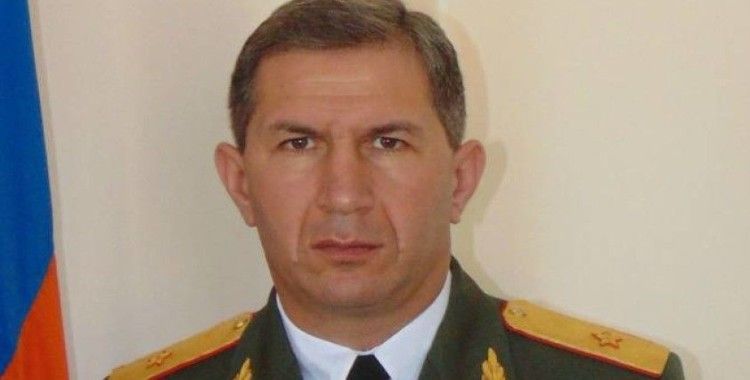 Paşinyan, Genelkurmay Başkanı Onik Gasparyan'ı görevden aldı