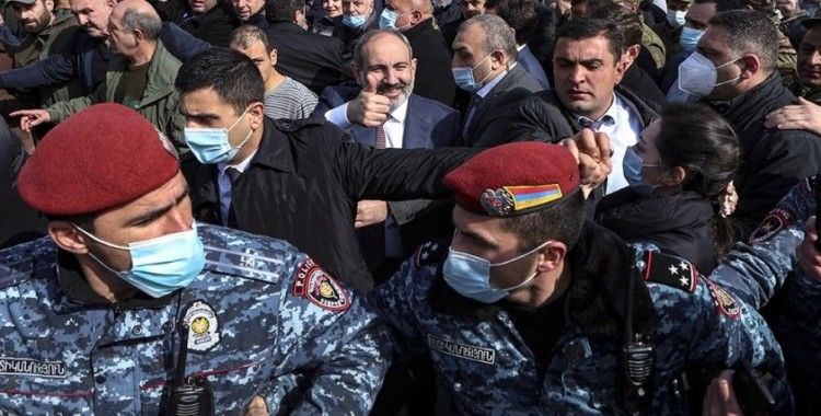 Ermenistan Savunma Bakanlığından darbe karşıtı açıklama
