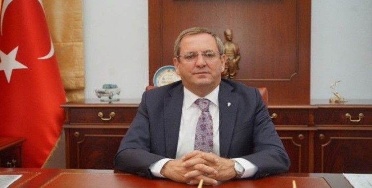 Ayvalık Belediye Başkanı Mesut Ergin Demokrat Parti'den istifa etti
