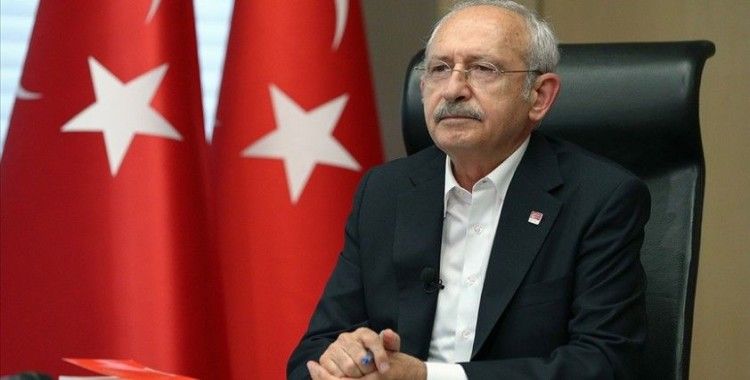 Kılıçdaroğlu: Edebiyat dünyamızın çınarı Yaşar Kemal'i saygı, rahmet ve özlemle anıyorum