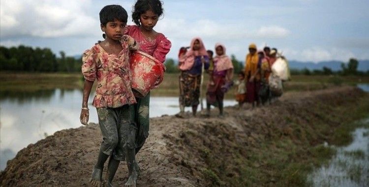 BM: 'Myanmar'daki protestolarda en az 18 kişi öldürüldü'