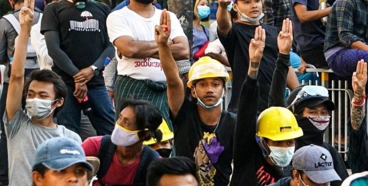 Tayland ve Vietnam, Myanmar'daki vatandaşlarını tahliye edecek