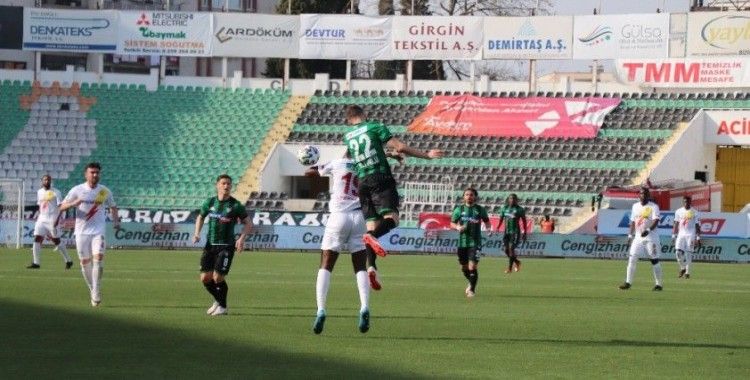 Süper Lig: Denizlispor: 2 - Yeni Malatyaspor: 1 (İlk yarı)