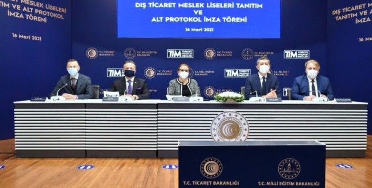 Bakan Selçuk: “Sektörün ihtiyacı neyse bizim müfredatımızın önemli kısmı odur”