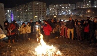 İran'da Çarşamba Suri kutlamalarında 9 ölü, bin 894 yaralı