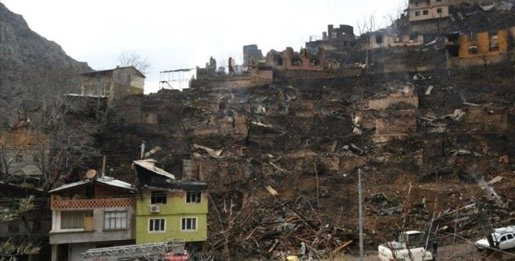 Bakan Selçuk: Artvin'deki yangından etkilenen vatandaşlara 1,5 milyon lira kaynak aktarıldı