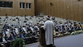 Diyanet İşleri Başkanı Erbaş, Diyarbakır'da STK temsilcileri ve kanaat önderleriyle bir araya geldi