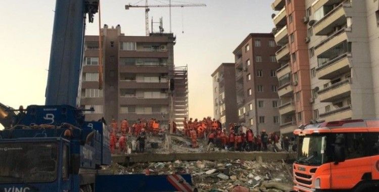 İzmir'deki depremde yıkılan Rızabey Apartmanı ile ilgili tutuklu sayısı 2'ye yükseldi