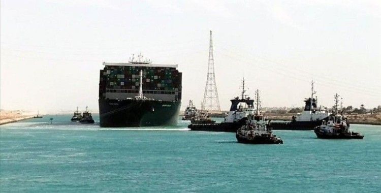 Mısır Süveyş Kanalı'nı günlerce kapatan geminin sahibi firmadan 1 milyar dolar tazminat istiyor
