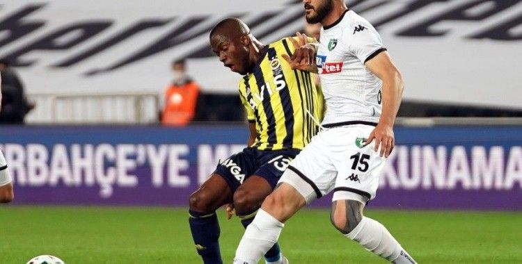 Süper Lig: Fenerbahçe: 0 - Denizlispor: 0 (İlk yarı)