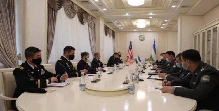 ABD askeri heyeti Özbekistan'da
