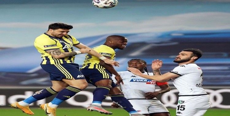  Fenerbahçe’de ilk 11’de 3 değişiklik