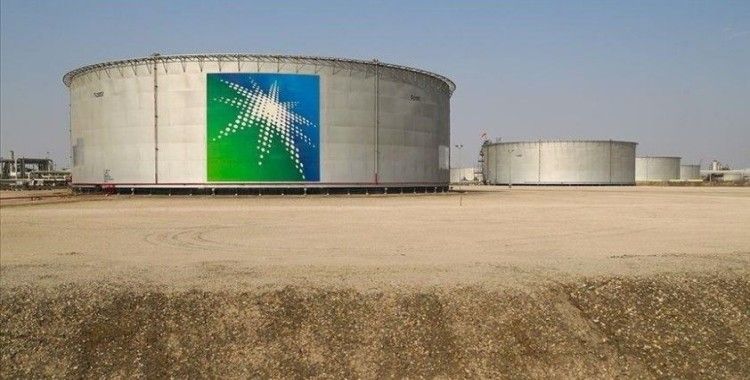 Aramco, petrol boru hatlarındaki hissesinin yüzde 49'unun satışı için görüşmeler yapıyor