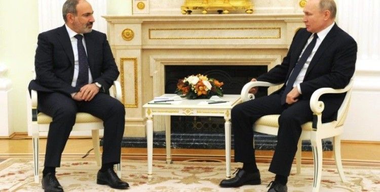 Putin ve Paşinyan, Dağlık Karabağ'ı görüştü
