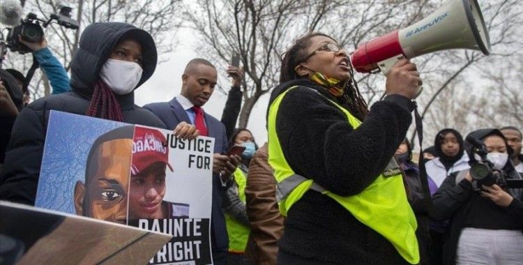 ABD'de siyahi genç Daunte Wright'ın ölümüne sebep olan polis ve şefi istifa etti