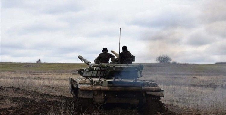 Ukrayna'da 'özel dönemlerde' orduya yedek asker çağırmayı sağlayan yasa onaylandı