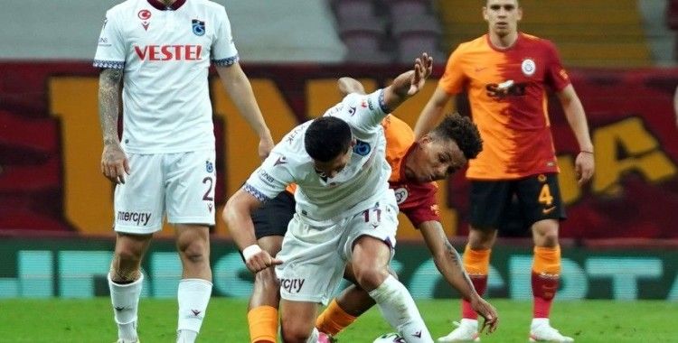 Süper Lig: Galatasaray: 1 - Trabzonspor: 1 (Maç sonucu)