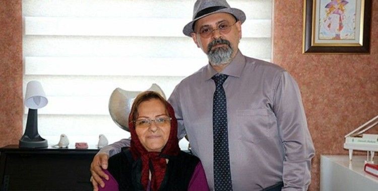İran'dan Türkiye'ye gelen Peri Şahbaz: 20 gün önce geldim, bu süre içinde hem ikametimi verdiler hem de aşı oldum