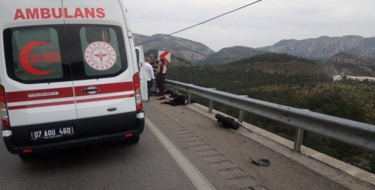 Antalya'da hız motosikleti kazası: 2 ölü