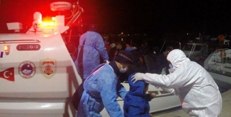 Yunan'ın ölüme terk ettiği 61 düzensiz göçmen kurtarıldı