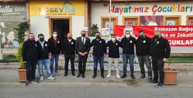 Galatasaray taraftarlarından LÖSEV’e yardım