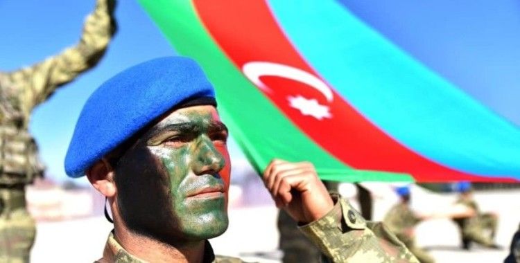 Azerbaycan askerlerinin Isparta'daki komando eğitimleri tamamlandı