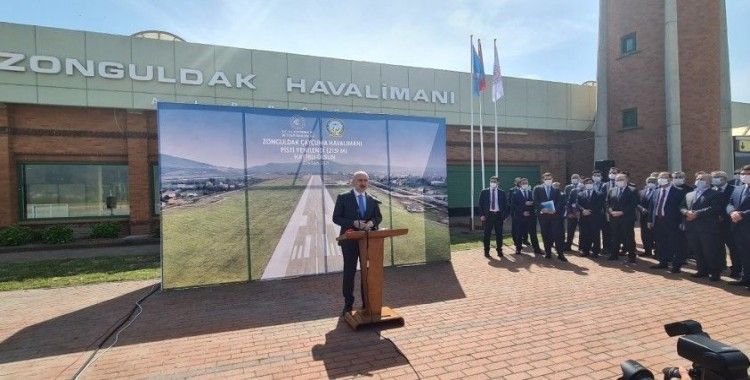 Bakan Karaismailoğlu, Zonguldak Havalimanı’nda 2 bin 131 metreye uzatılan pistin açılışını yaptı